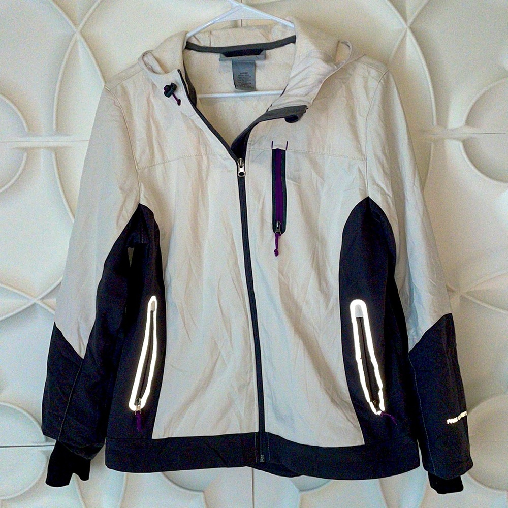 Free country white reflective hooded jacket.  L.    3